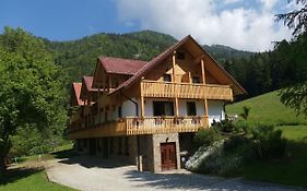 Turisticna Kmetija Zgornji Zavratnik